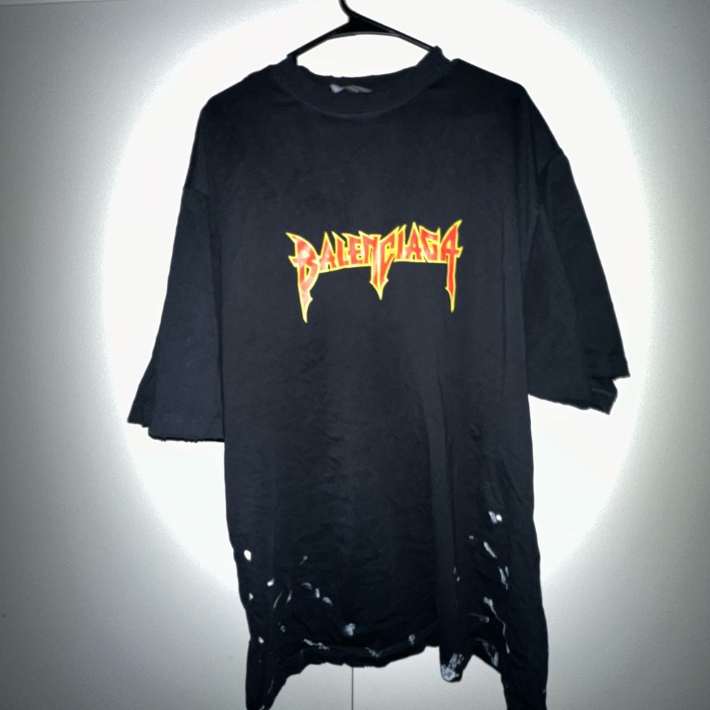 balenciaga oversized metal logo tee